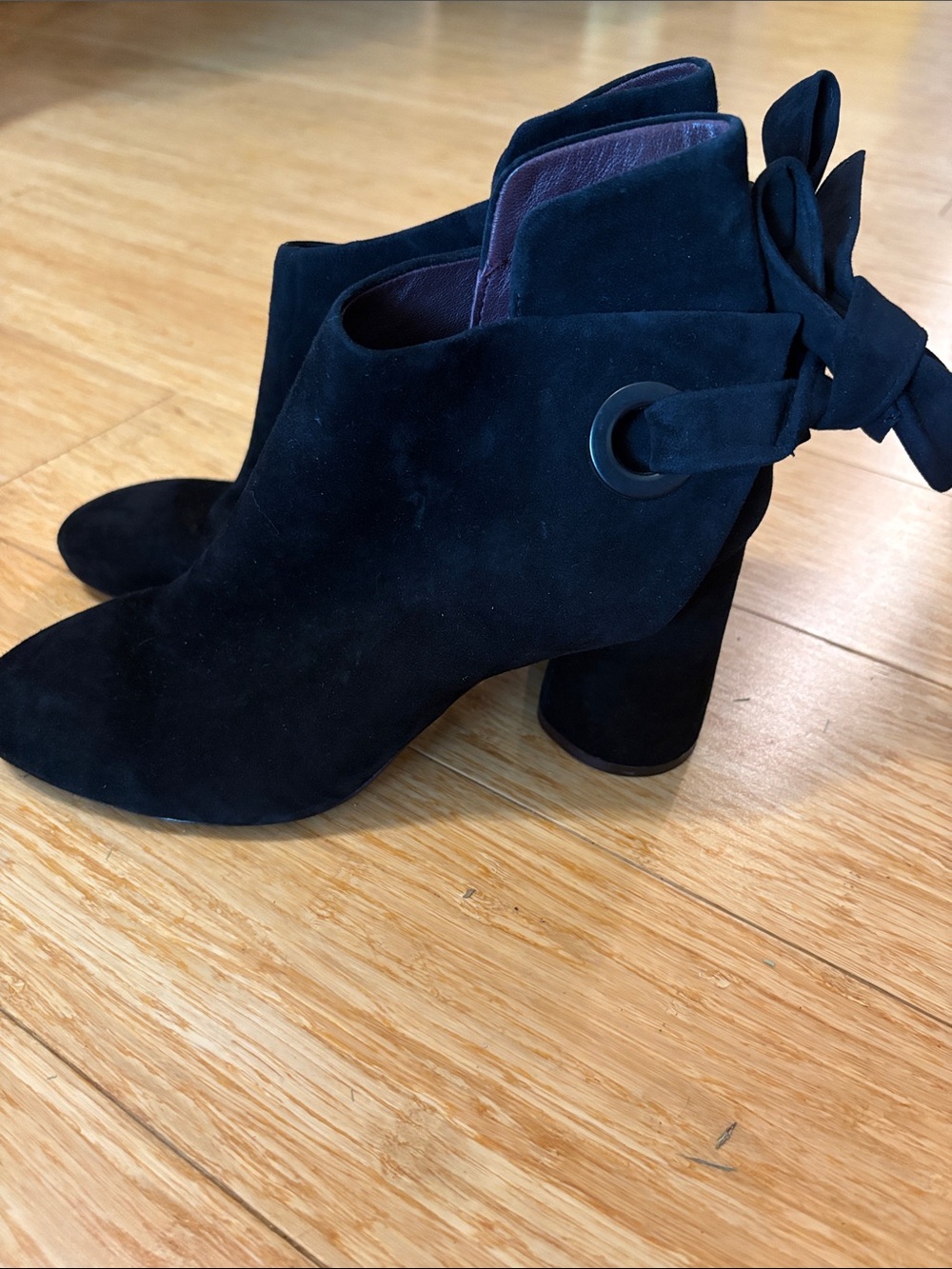 AD & Daughters Tovahni Black Suede Tie Bow Ankle Boots Size 7.5 minimalist comfy